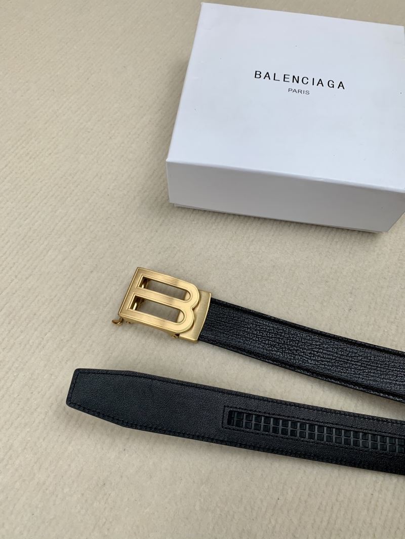 BALENCIAGA